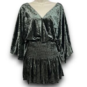Skylar + Madison Green Velvet Velour Mini Dress Vneck Wide Sleeve Smocked Small